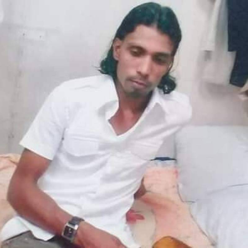 নুরুল বশর, 27, Oui