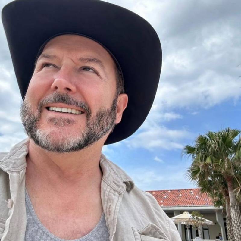 Bernard, 59, Worth