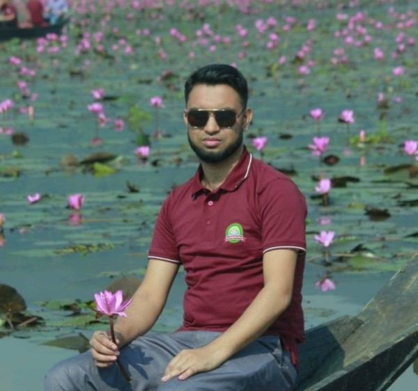 Jewel, 31, Batuan