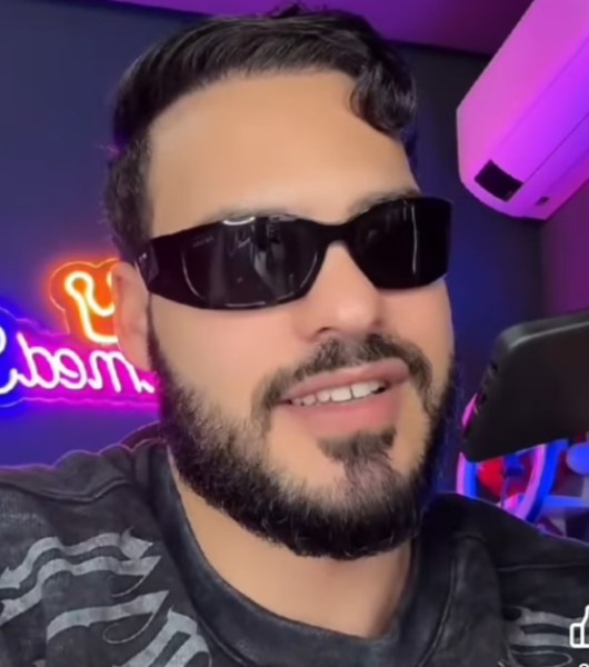 Abdelhak, 24, Thetford Mines