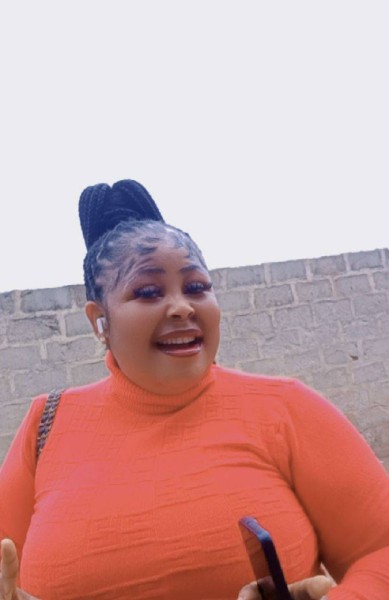 Chioma, 33, San Ildefonso