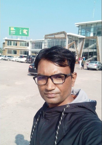 D Costa, 39, Piln