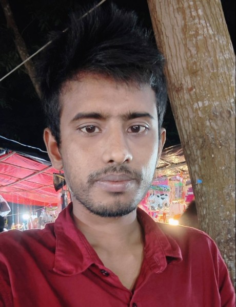 Shipon, 25, Trecate