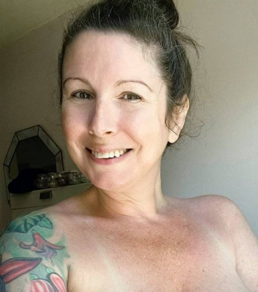 charminheart, 18, Telford