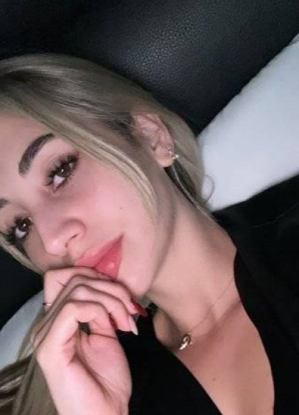 Mariam, 26, Xiaoyi