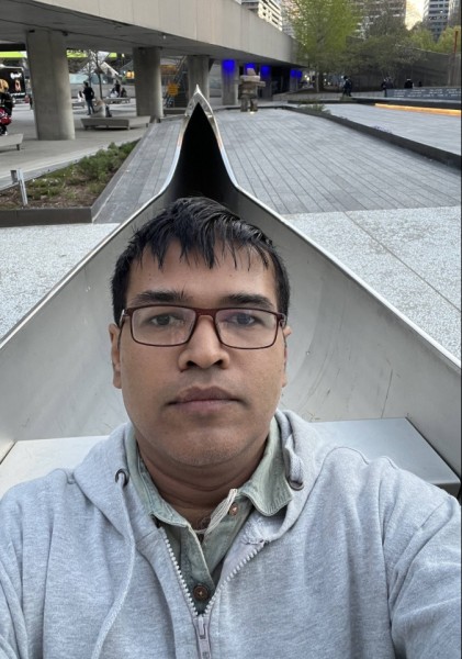 Karan, 33, Awans