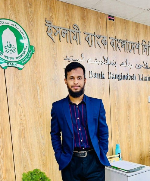 Mohammad Ullah, 25, Wuhan