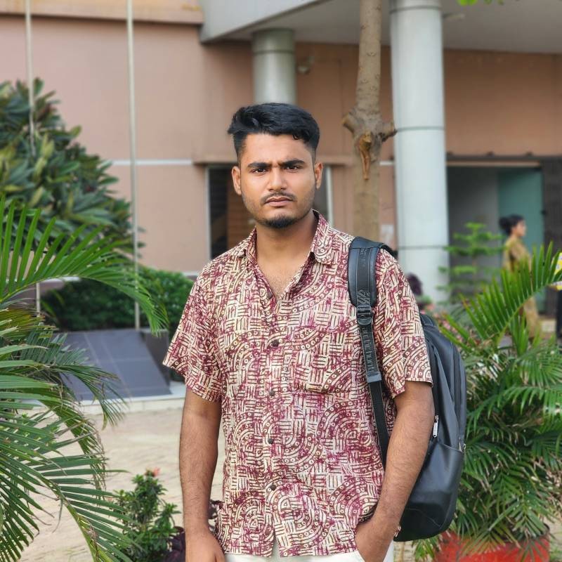 Aak Rista, 21, Komae