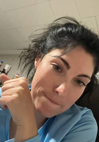 Taylor  Naomi, 36, Latvia