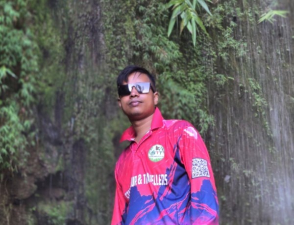 A ahad, 32, Brashal
