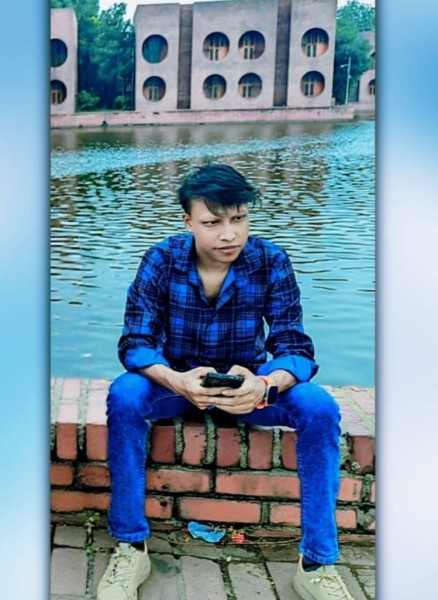 Hasan, 23, Dhing