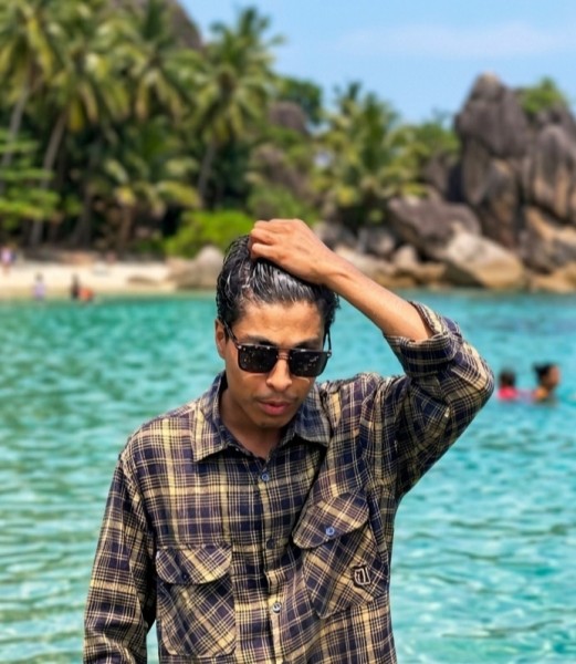 ARAFAT, 20, Sakai