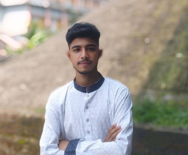 HASIBUL, 19, Lungalunga