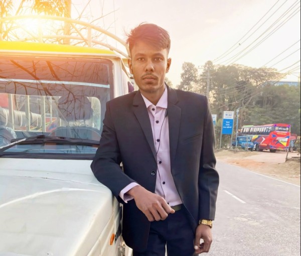 Joy, 24, Hanumana