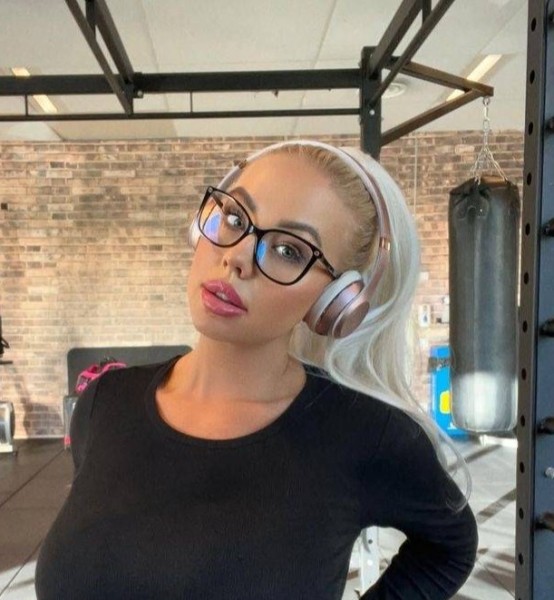 Mariam11, 32, Auburn