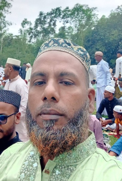 Atiqur Rahman, 44, Vila Franca De Xira