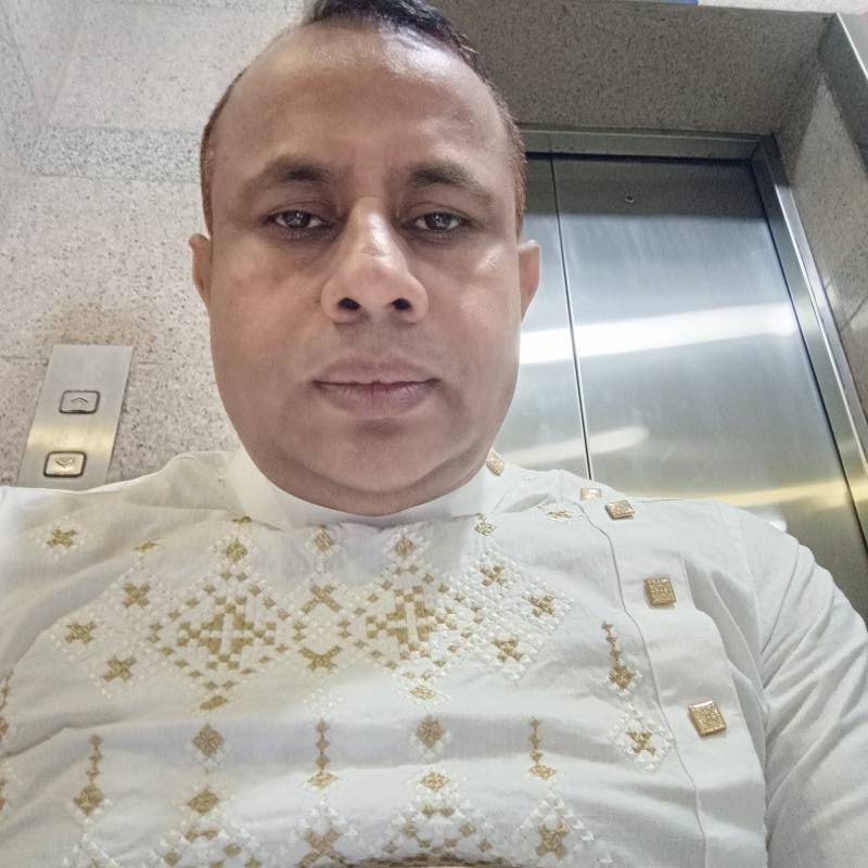 Shahin, 18, Pilkhua
