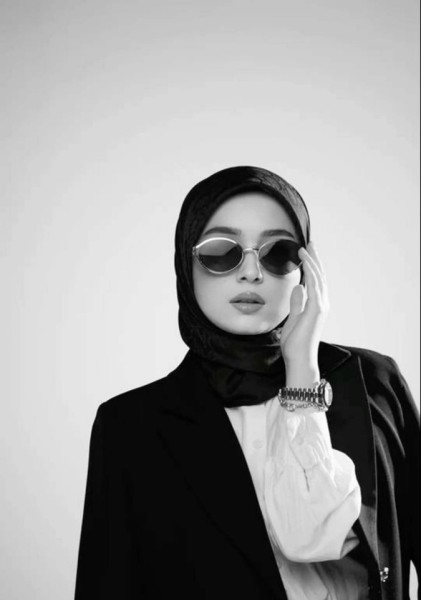 Iman, 38, Saoner