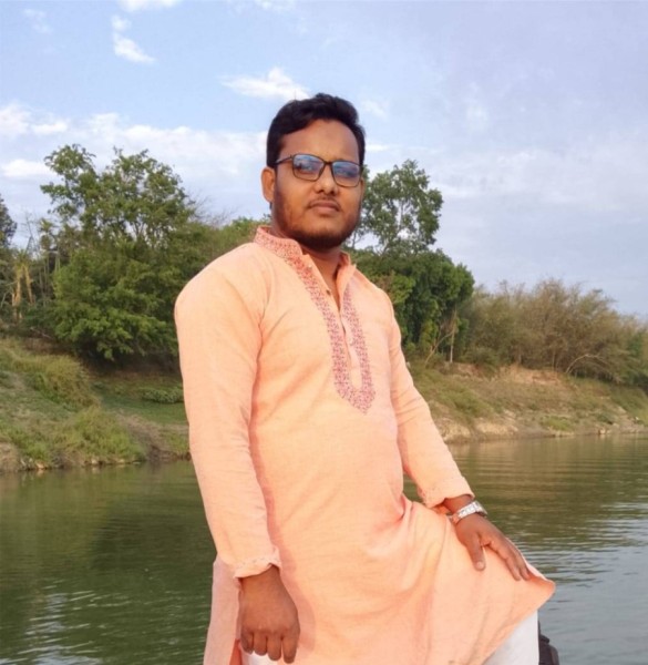 Shohel, 32, Macomer