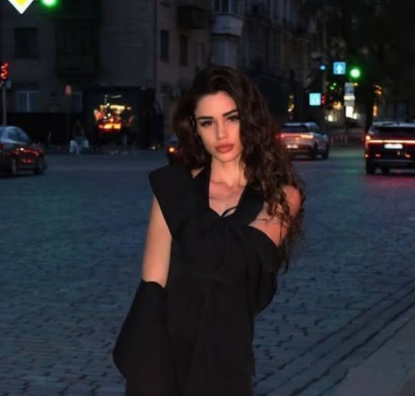 alona, 35, Creuse