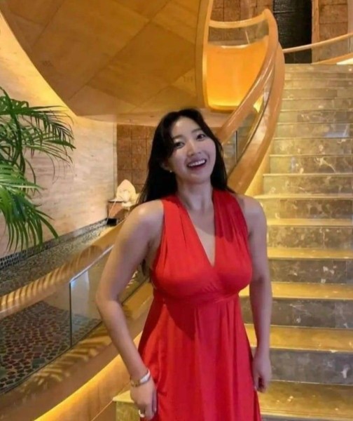 Fang, 30, Rajgah