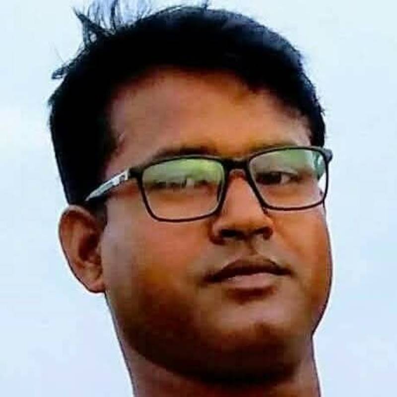 Prontu, 40, Estel