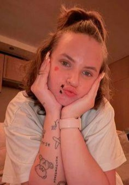 lisabenies, 31, North Codorus