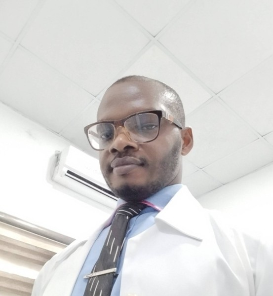 Benjamin, 34, Porto Novo