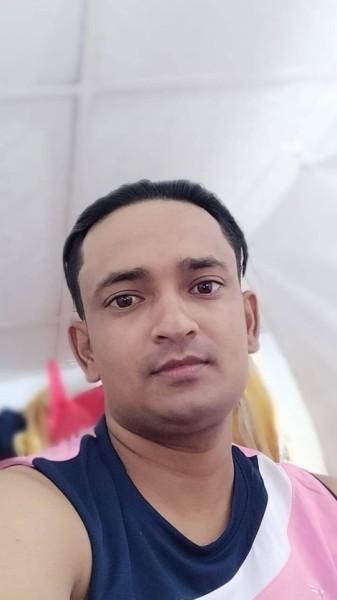 Albab UR Rahman, 36, San Bartolom