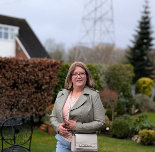 Geoji, 41, Dalin