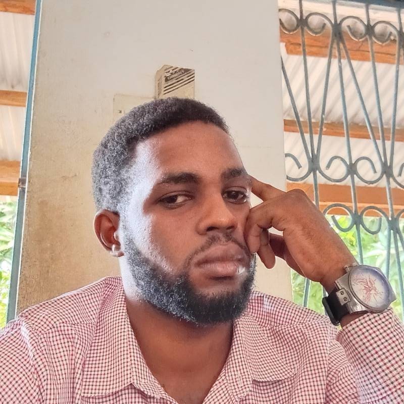 Raphael, 25, Hyres