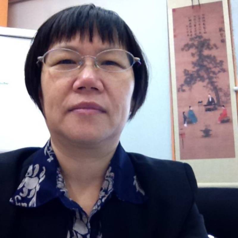 Lady Anna, 62, Eureka