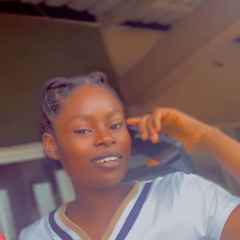 Aniekan, 22, Aga