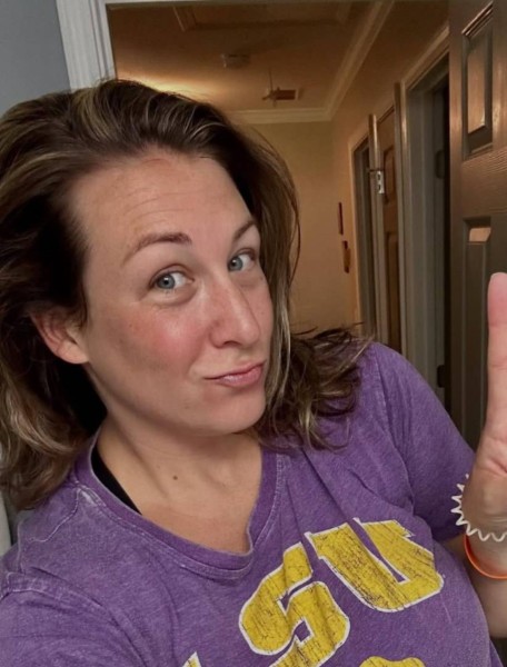 Belinda, 43, Sattagram