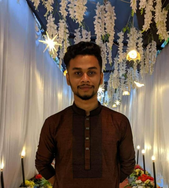 MD yeasin, 22, Dumka