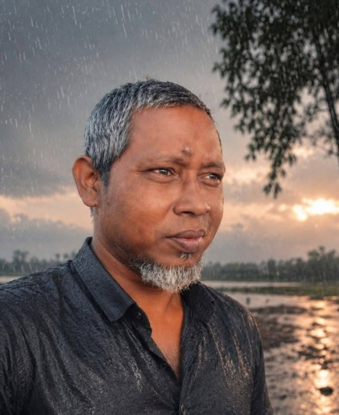 Mehedi Hasan, 46, Simit