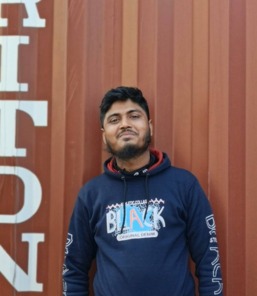 Abid, 27, Gambie