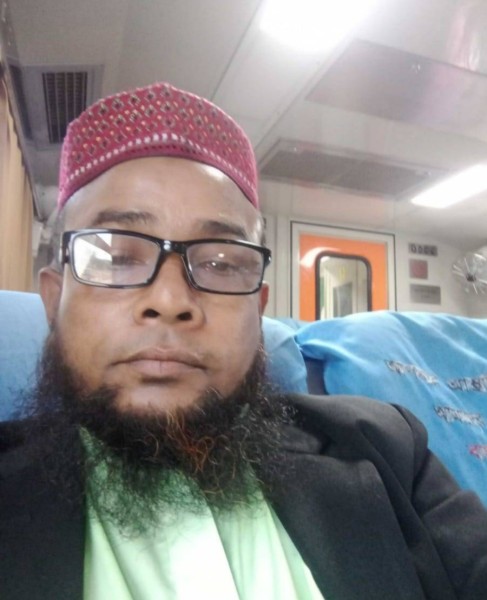 Abu, 53, Pasca