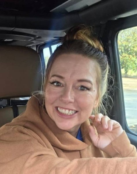 Sylvia, 41, United States Minor Outlying Islands