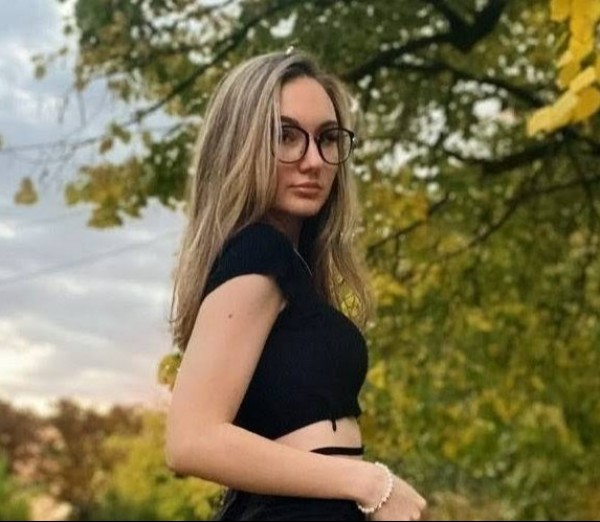 Olivia, 27, Laussane