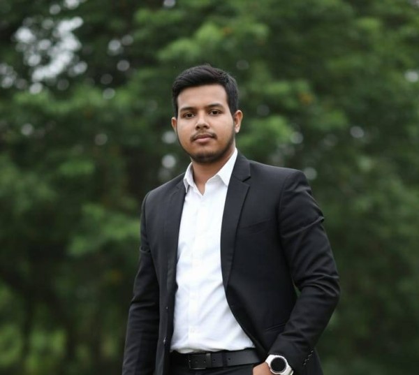Md Hossen Sarkar, 25, Banner Illinois