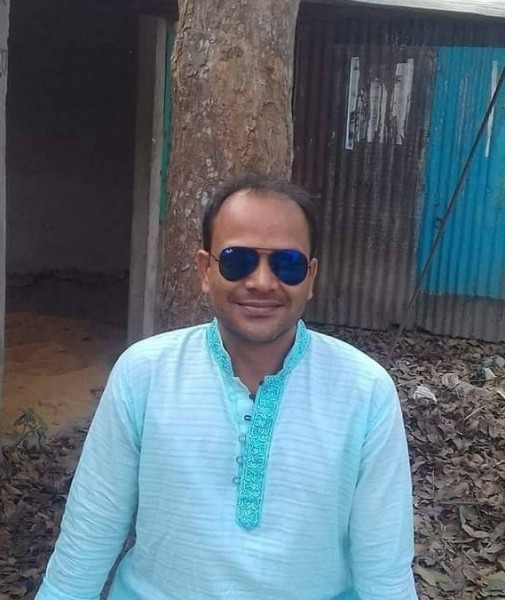 Jakir Khan, 44, Quito