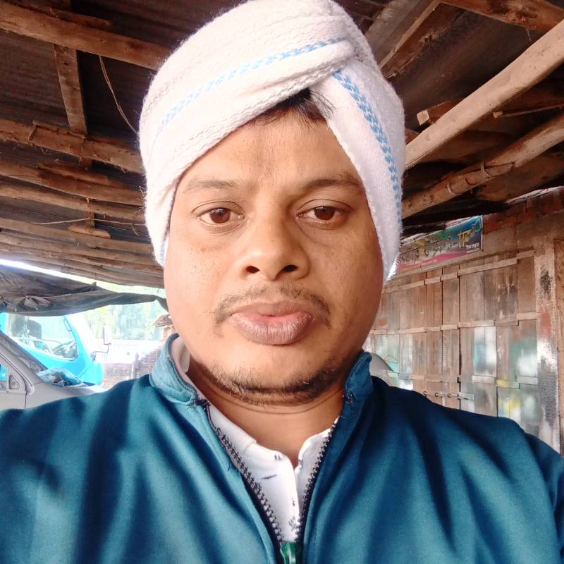 Dulan, 31, Ena