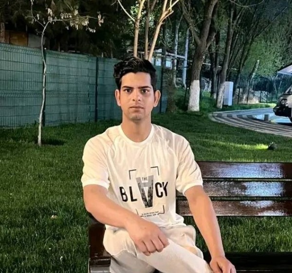 MD ONIK, 35, Sidi Ifni