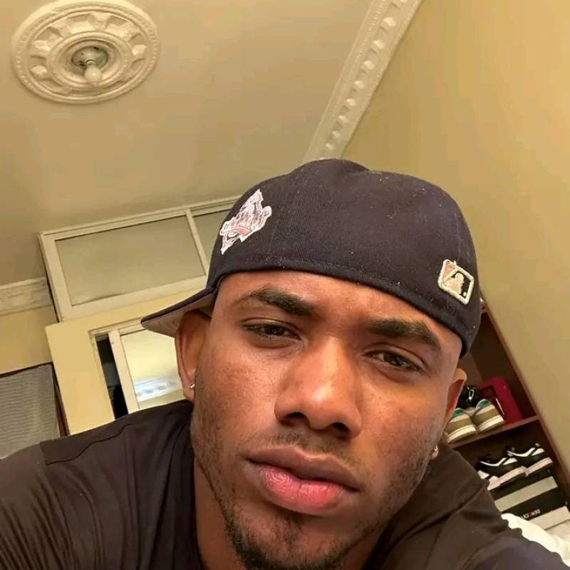 Isaac, 38, La Prairie