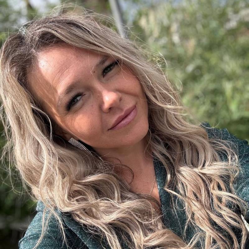 Emma, 40, Buntok