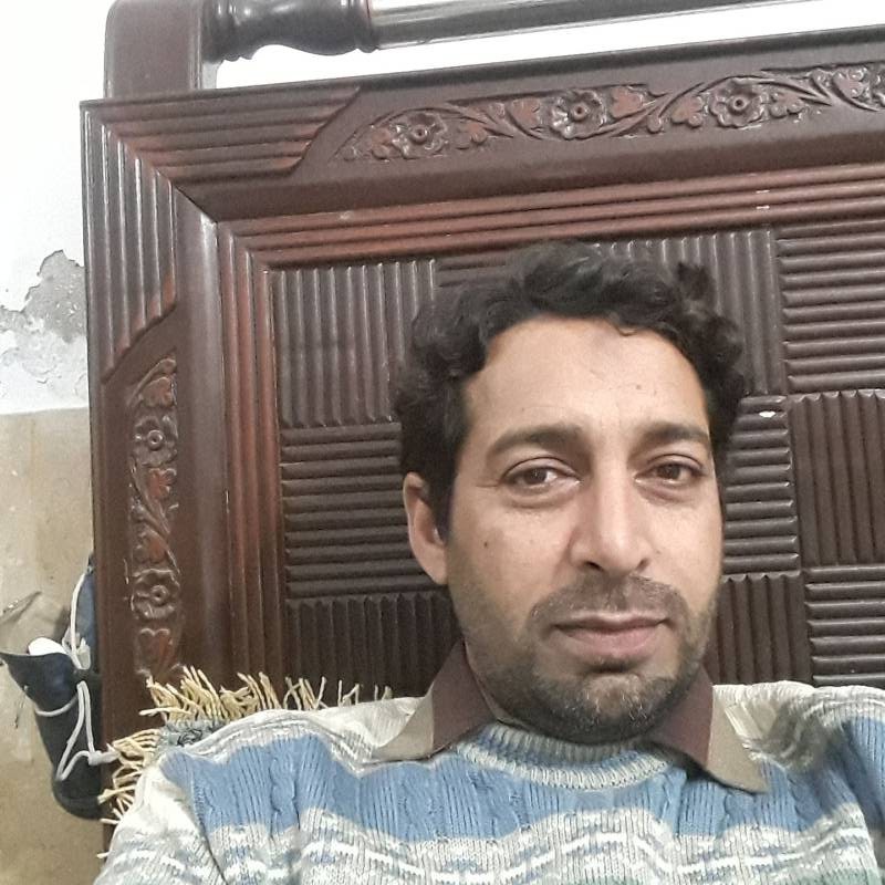 Aamir, 34, Boston Usa