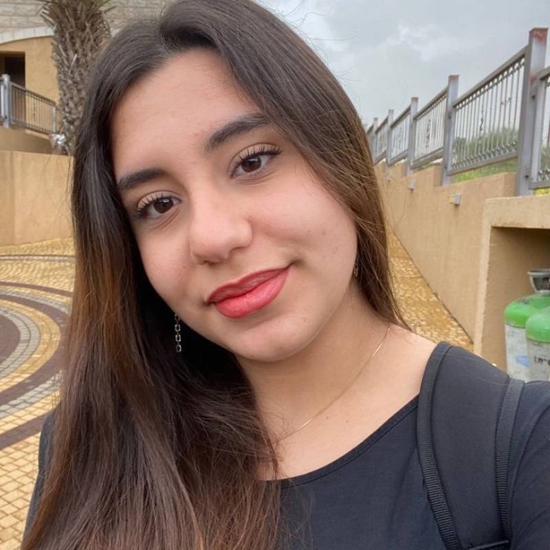 Sarah, 28, Villa Donato Guerra