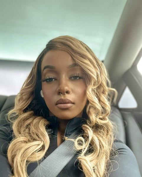 Evelyn, 24, Kalandy