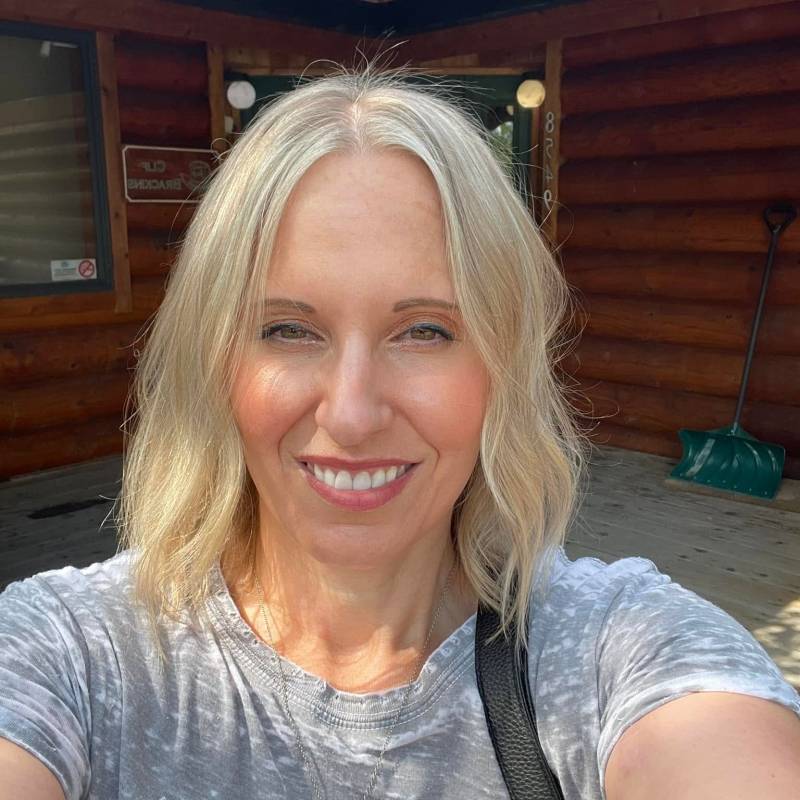 Katia, 26, Budapest
